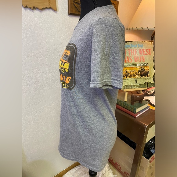 Retro Winnebago RV Van Life I Get Around Graphic Funny Tee Womenโs Tee Luv SMALL - Picture 4 of 14